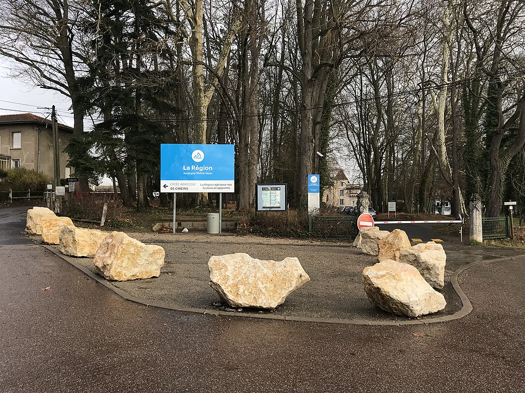 Pose de borne de recharge Ain