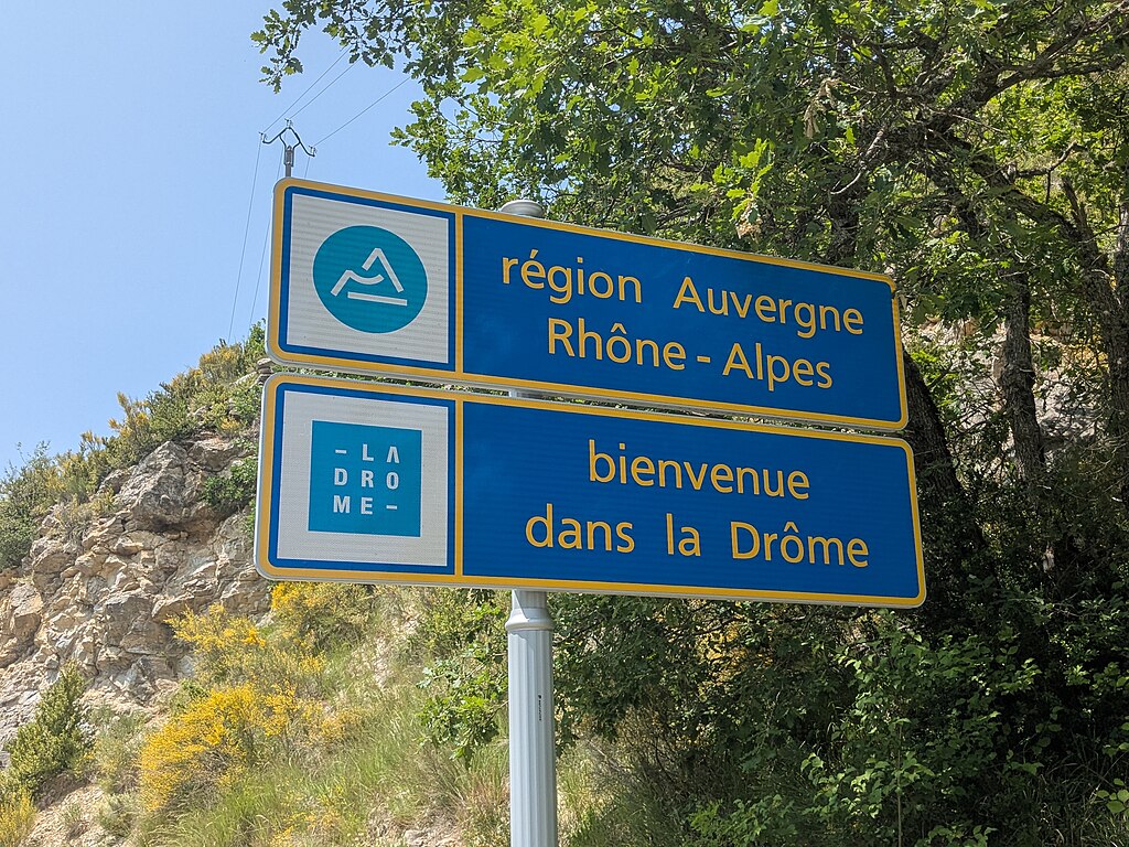 Pose de borne de recharge Drôme