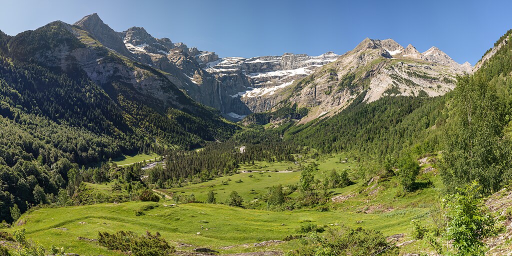 Pose de borne de recharge Hautes-Pyrénées