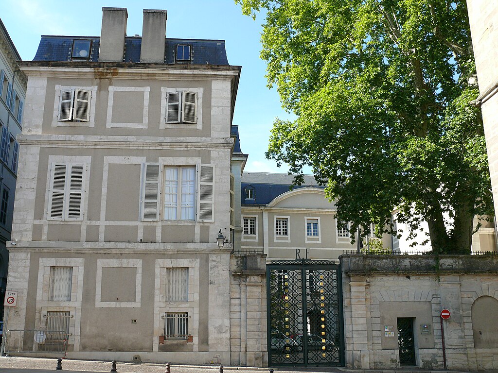 Pose de borne de recharge Lot