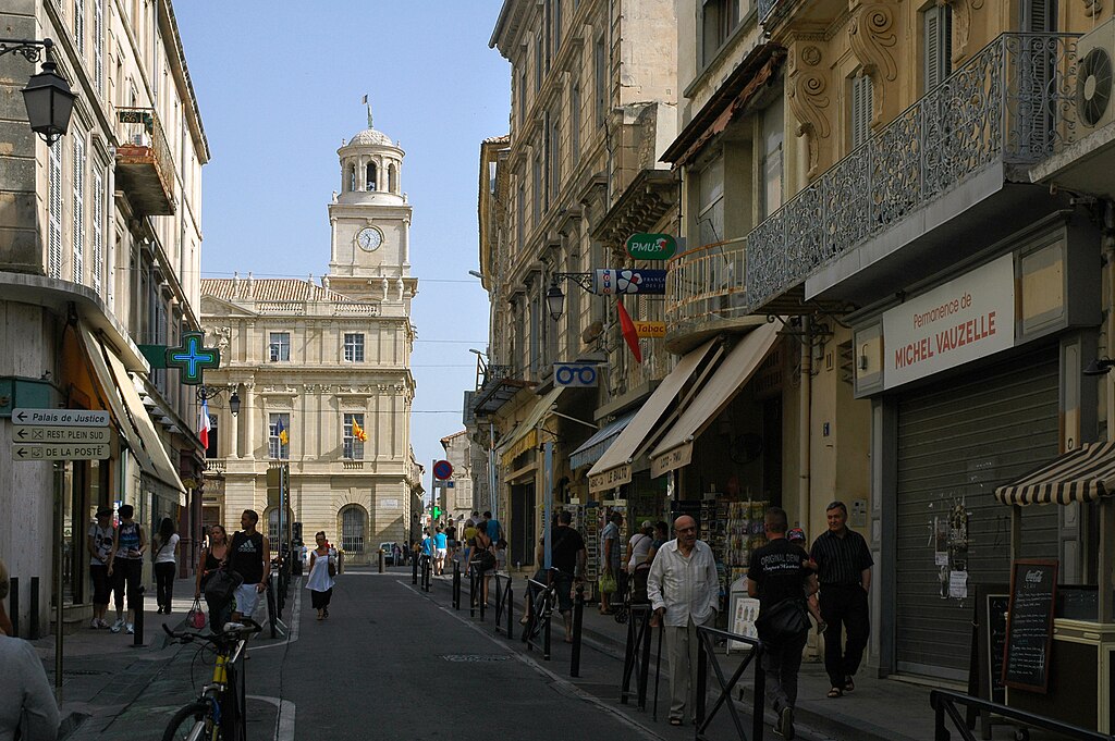 Pose de borne de recharge Arles