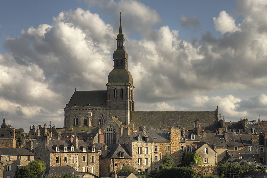 Pose de borne de recharge Dinan