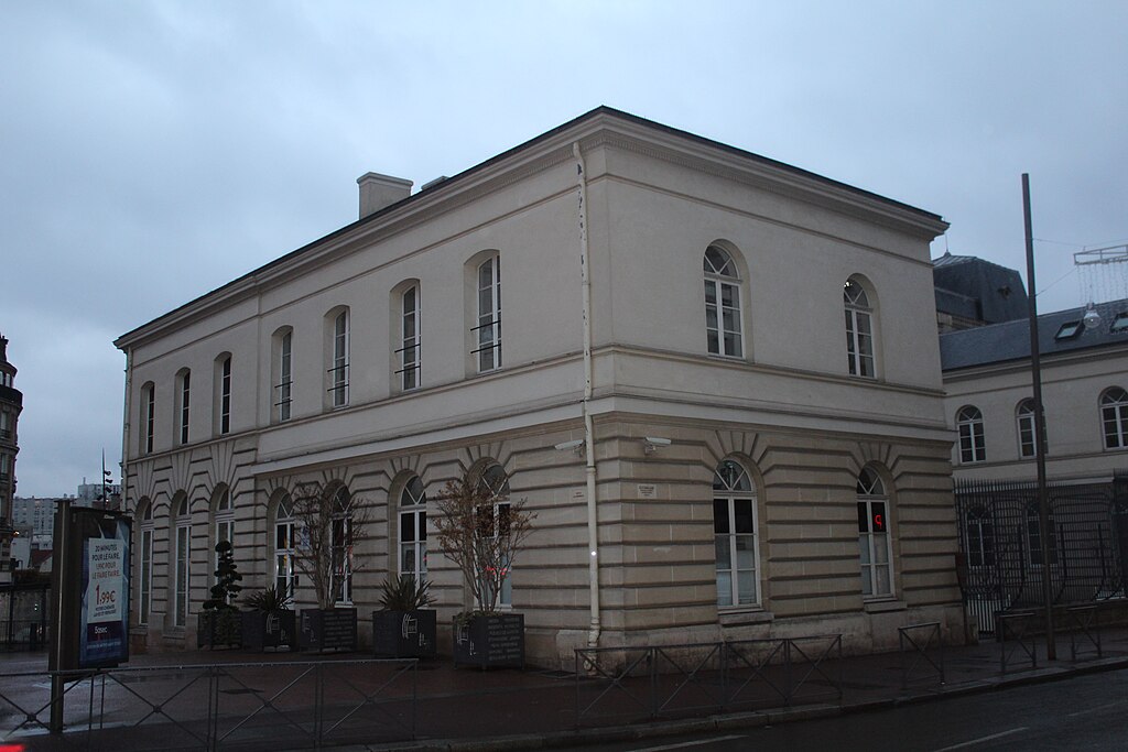 Pose de borne de recharge Issy-les-Moulineaux