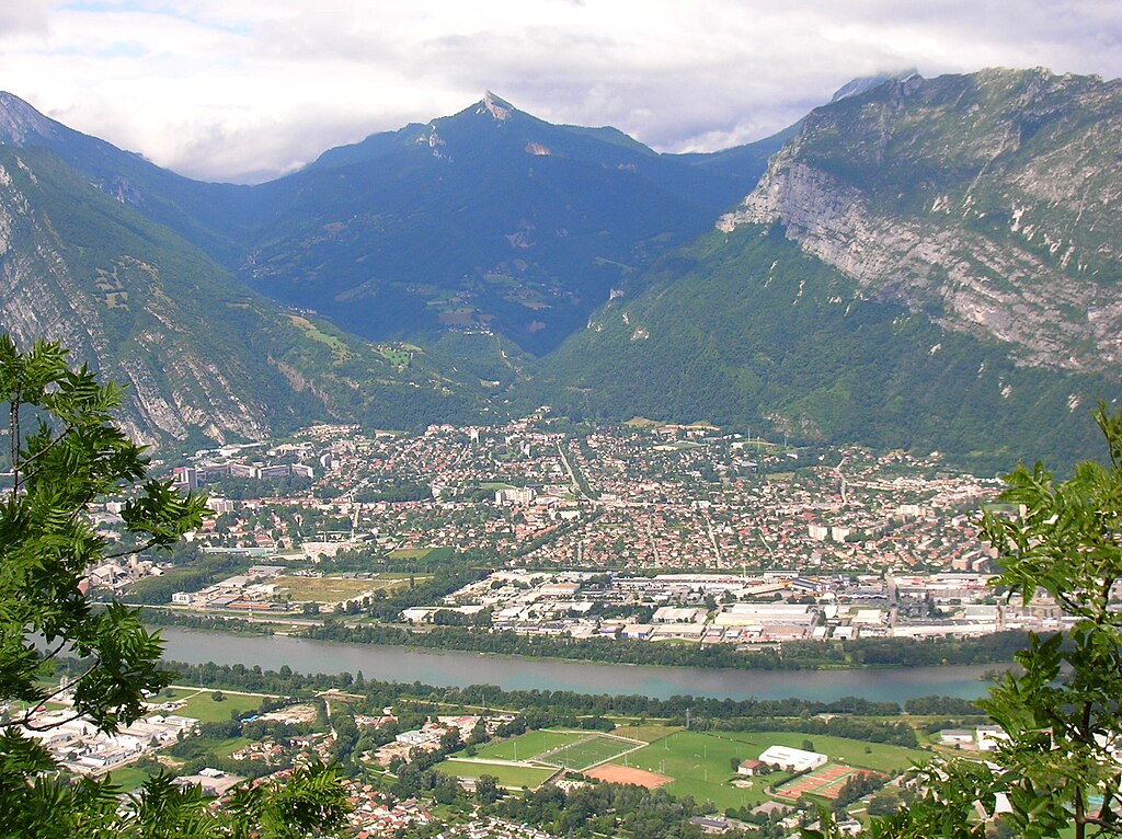 Pose de borne de recharge Saint-Égrève