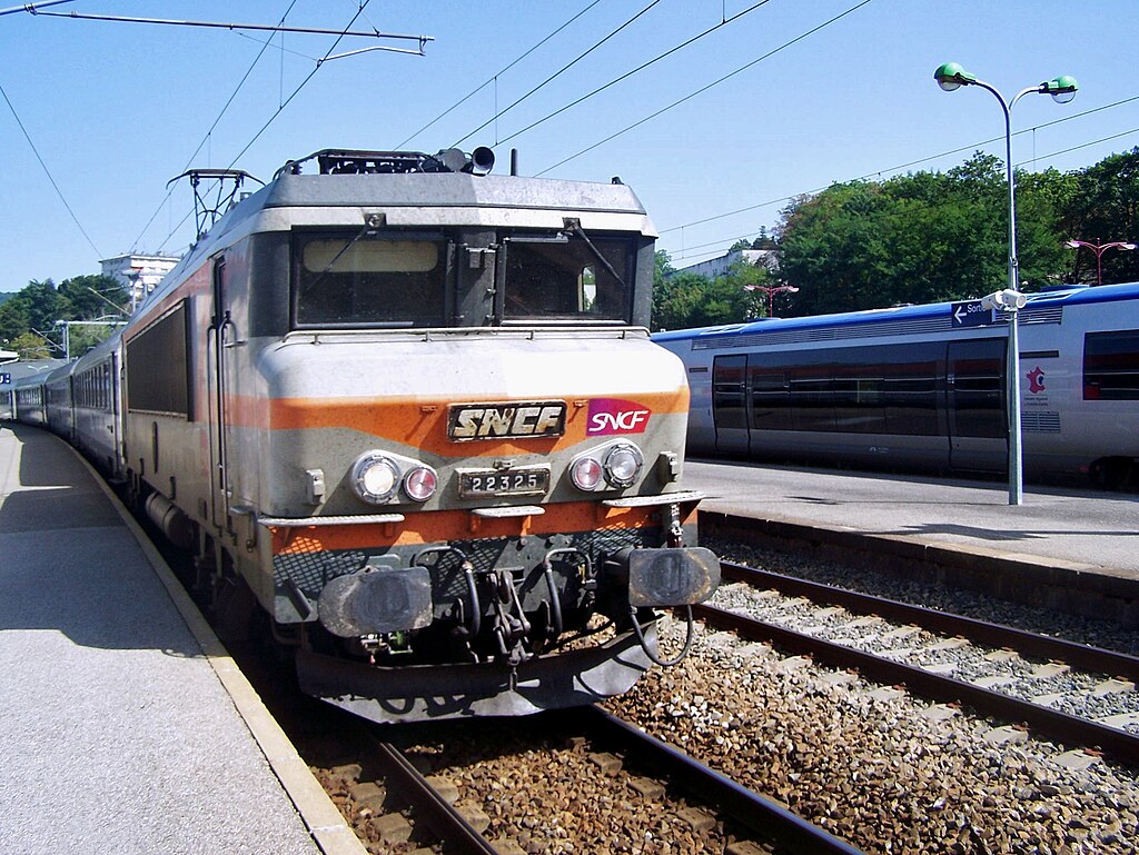 Pose de borne de recharge Lons-le-Saunier