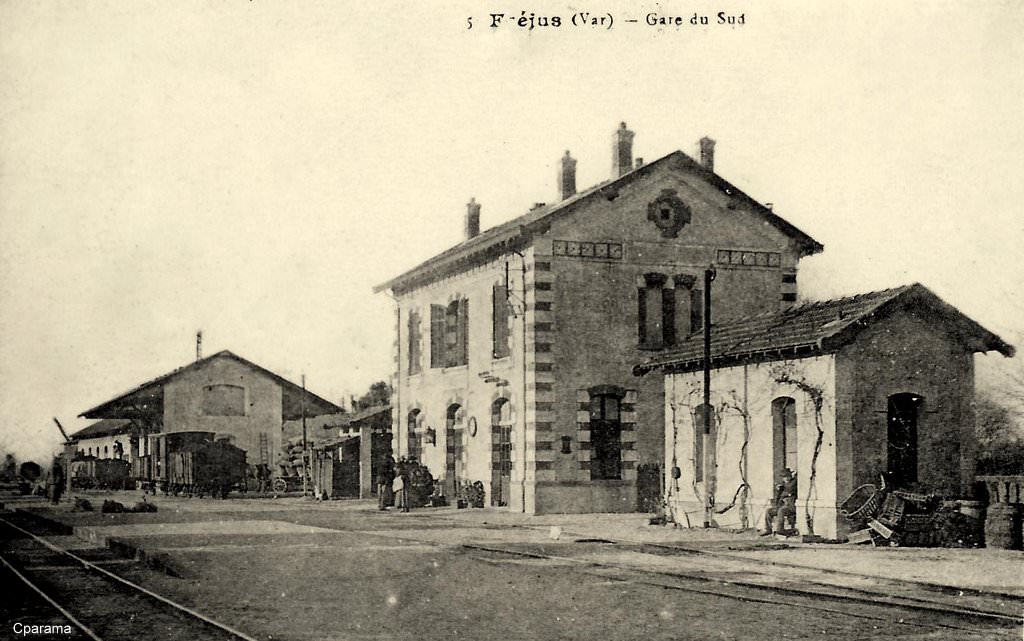 Pose de borne de recharge Fréjus