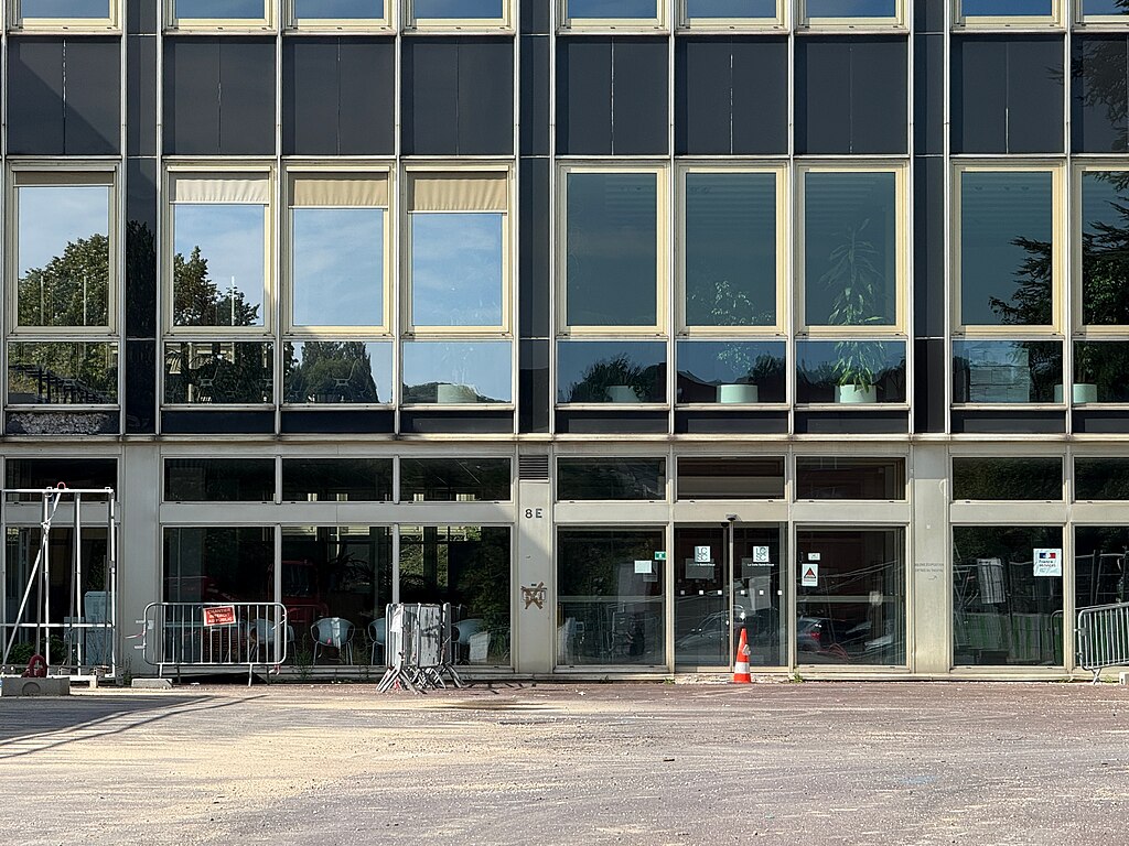 Pose de borne de recharge La Celle-Saint-Cloud